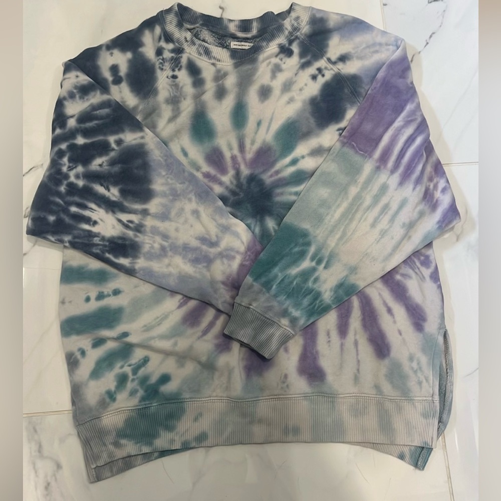 American Eagle Outfitters Crewneck